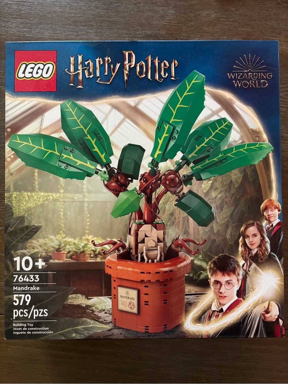 LEGO Harry Potter Mandrake Plant with Green Leaves and Reddish Brown Pot